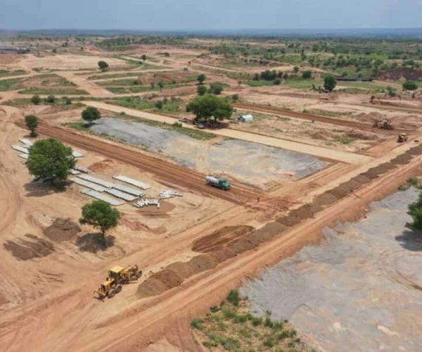 General-Block-comes-closer